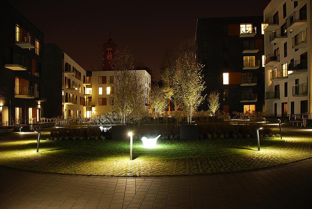 Novum City Center Near The Train Station By Sun & Snow Krakau Buitenkant foto